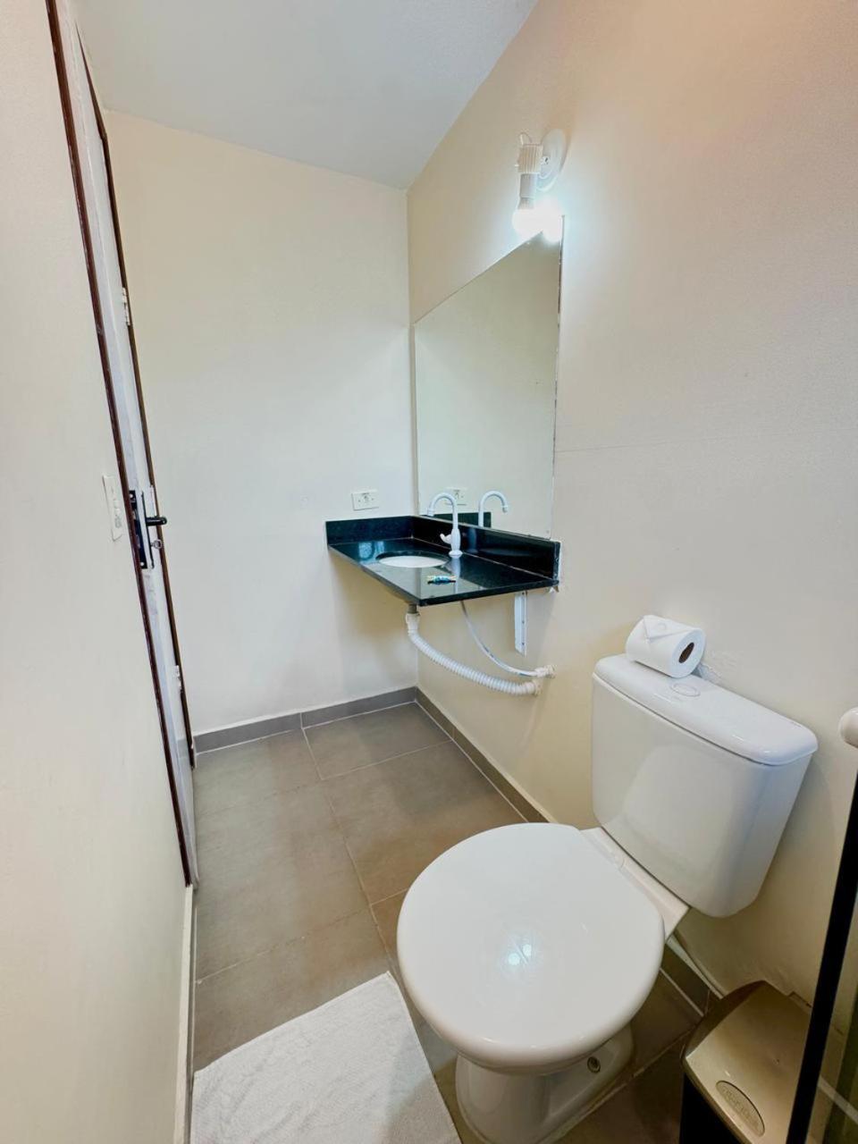 Pousada Casa Guntzel Juquehy - Piscina E Ar Condicionado Juqueí Quarto foto